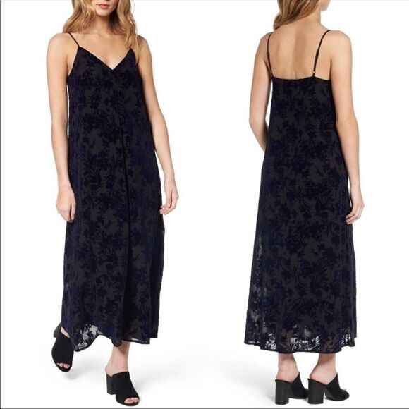 Hinge Burnout Velvet Midi Dress - Picture 1 of 7